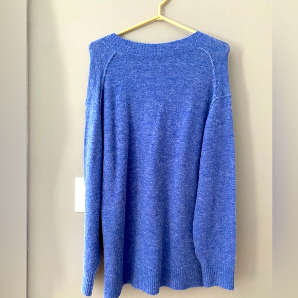 Wilfred Free Oversized Blue Sweater NWT - Picture 2 of 3
